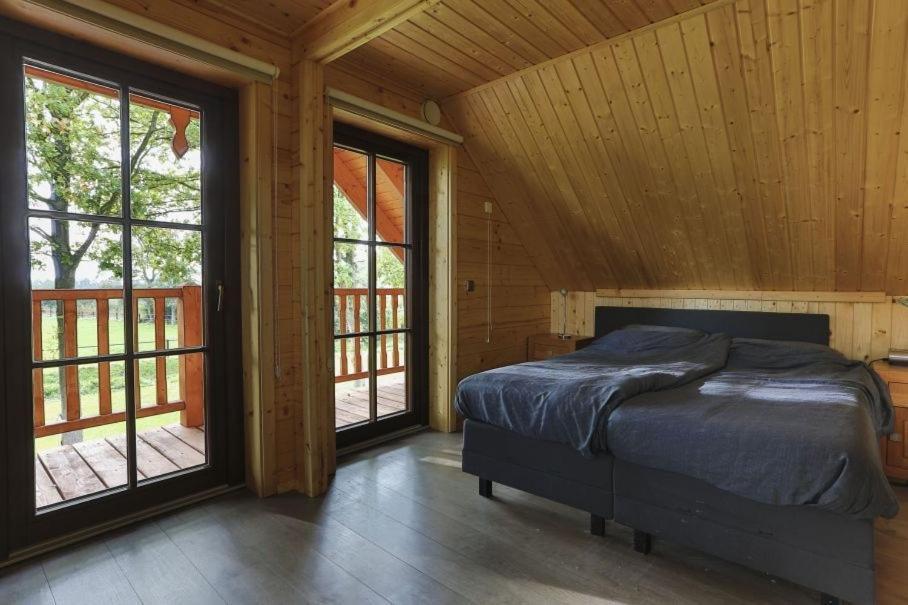 Houten Villa Tine Den Ham Exterior photo